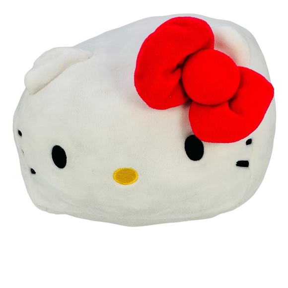 Hello Kitty Plush Pillow Squishy Sanrio Universal Studios Florida 8” READ! - Picture 1 of 7